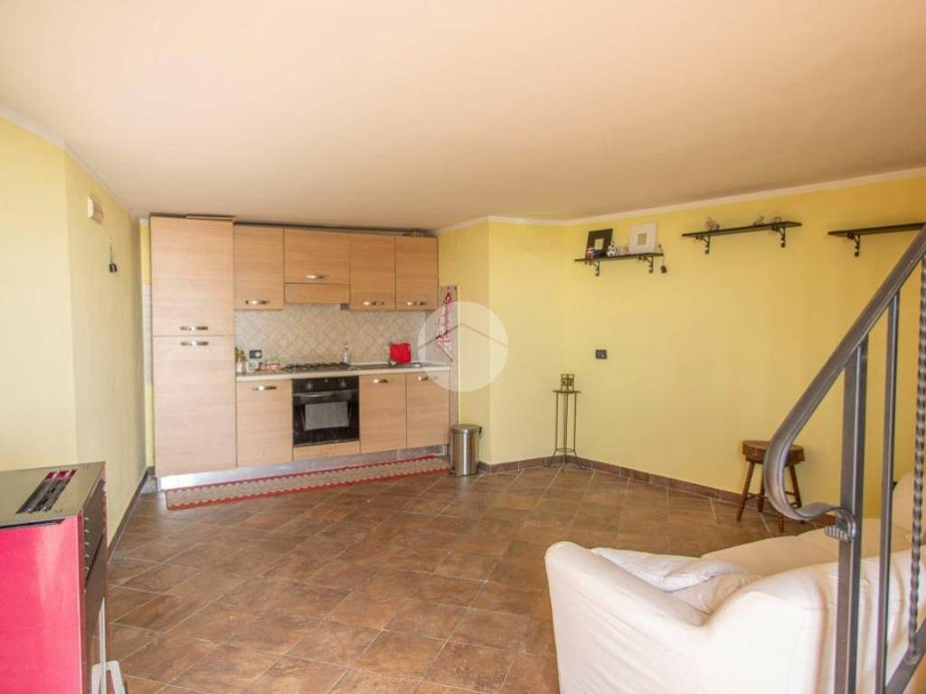 casa indipendente in vendita a Collevecchio in zona Cicignano