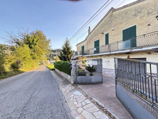 casa indipendente in vendita a Collevecchio