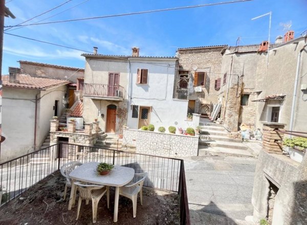 appartamento in vendita a Collevecchio in zona Poggio Sommavilla