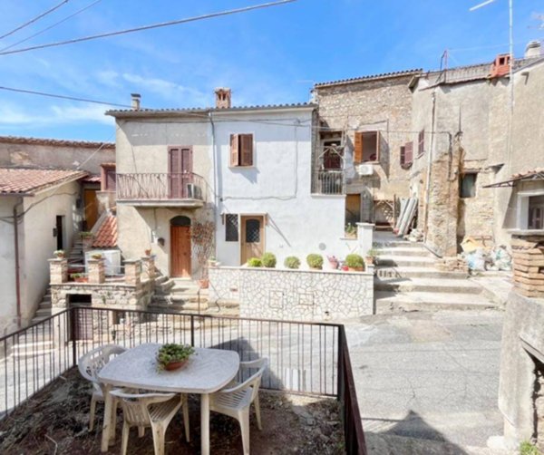appartamento in vendita a Collevecchio in zona Poggio Sommavilla