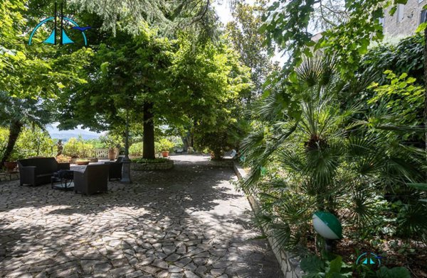 casa indipendente in vendita a Collevecchio