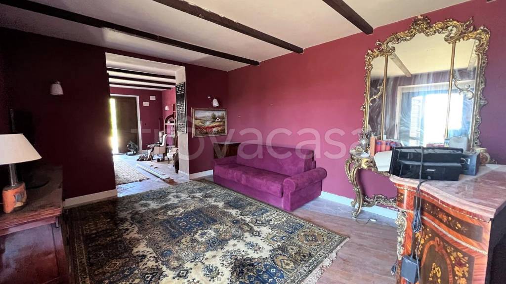 casa indipendente in vendita a Collevecchio