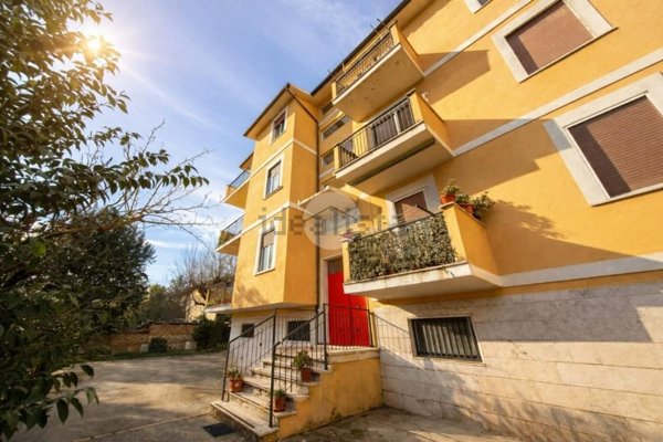 appartamento in vendita a Collevecchio