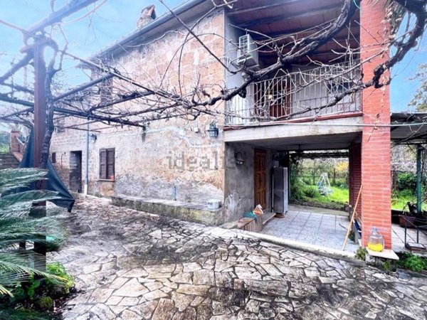 casale in vendita a Collevecchio