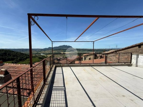 casa indipendente in vendita a Collevecchio in zona Poggio Sommavilla