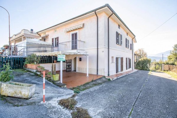 appartamento in vendita a Colli sul Velino