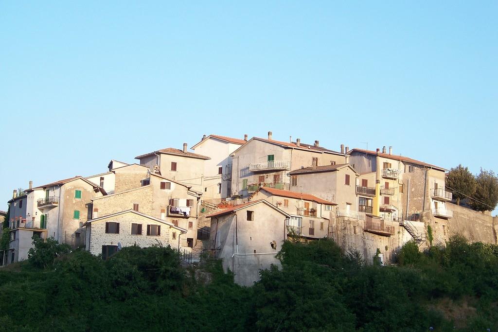appartamento in vendita a Concerviano in zona Pratoianni