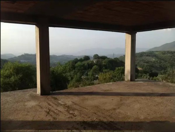 trivano in vendita a Configni