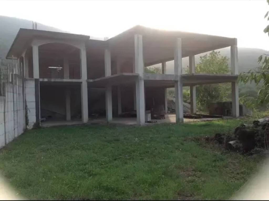 casa indipendente in vendita a Configni