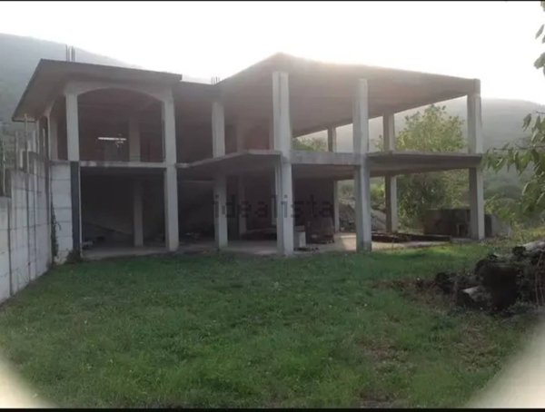 trivano in vendita a Configni