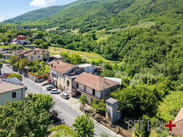 appartamento in vendita a Configni in zona Lugnola