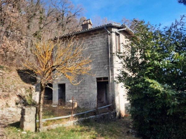 casa indipendente in vendita a Contigliano