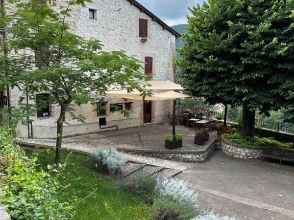 casa indipendente in vendita a Contigliano
