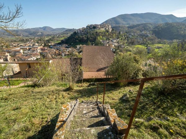 casa indipendente in vendita a Contigliano