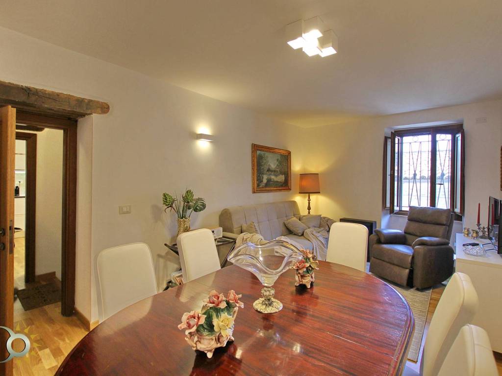 casa indipendente in vendita a Contigliano