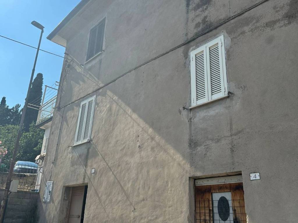 casa indipendente in vendita a Contigliano