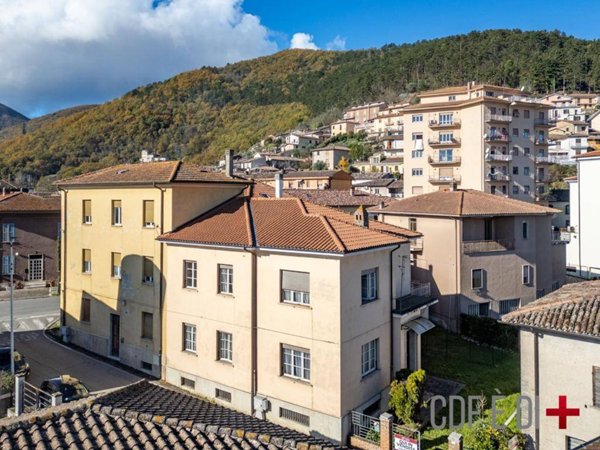 casa indipendente in vendita a Contigliano