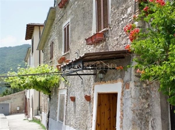 appartamento in vendita a Contigliano