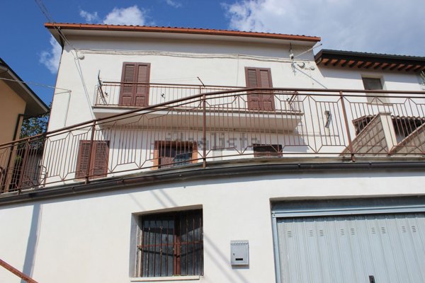 casa indipendente in vendita a Contigliano