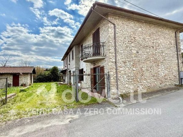 casa indipendente in vendita a Contigliano