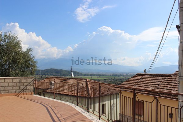casa indipendente in vendita a Contigliano
