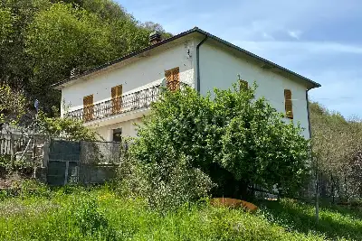 casa indipendente in vendita a Contigliano