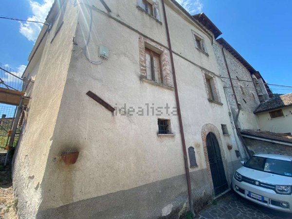 casa indipendente in vendita a Contigliano