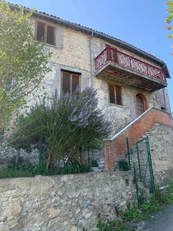 casa indipendente in vendita a Contigliano