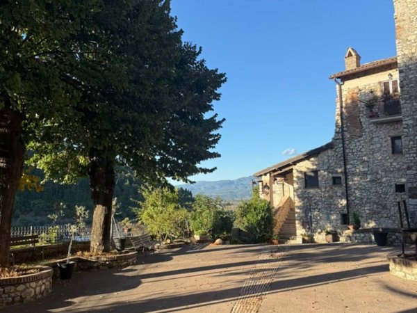 casa indipendente in vendita a Contigliano
