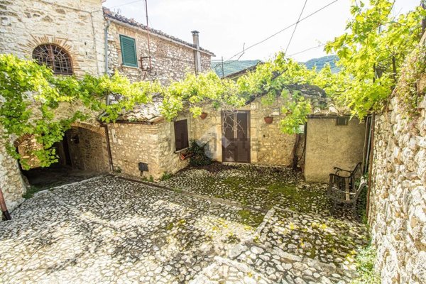 appartamento in vendita a Cottanello