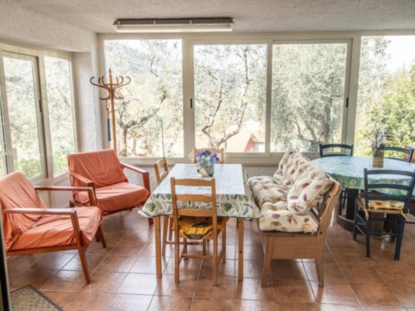 casa indipendente in vendita a Cottanello