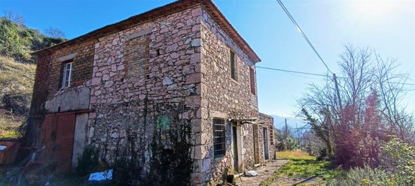 casa indipendente in vendita a Cottanello in zona Castiglione