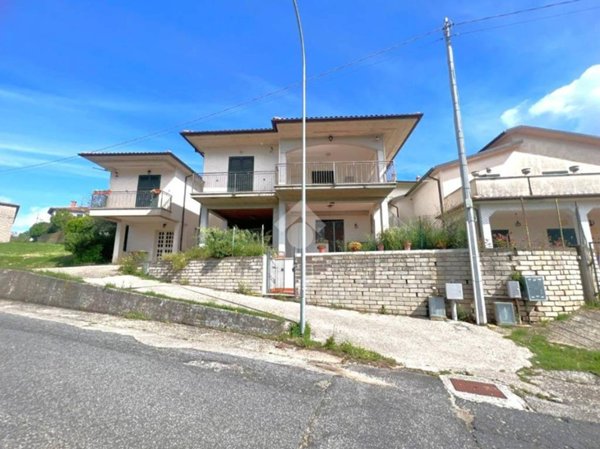 casa indipendente in vendita a Cottanello in zona Castiglione