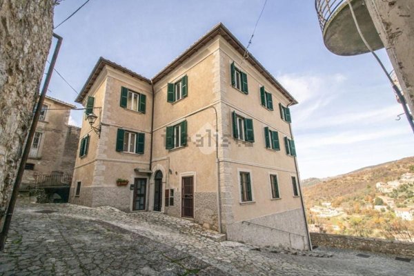 casa semindipendente in vendita a Cottanello