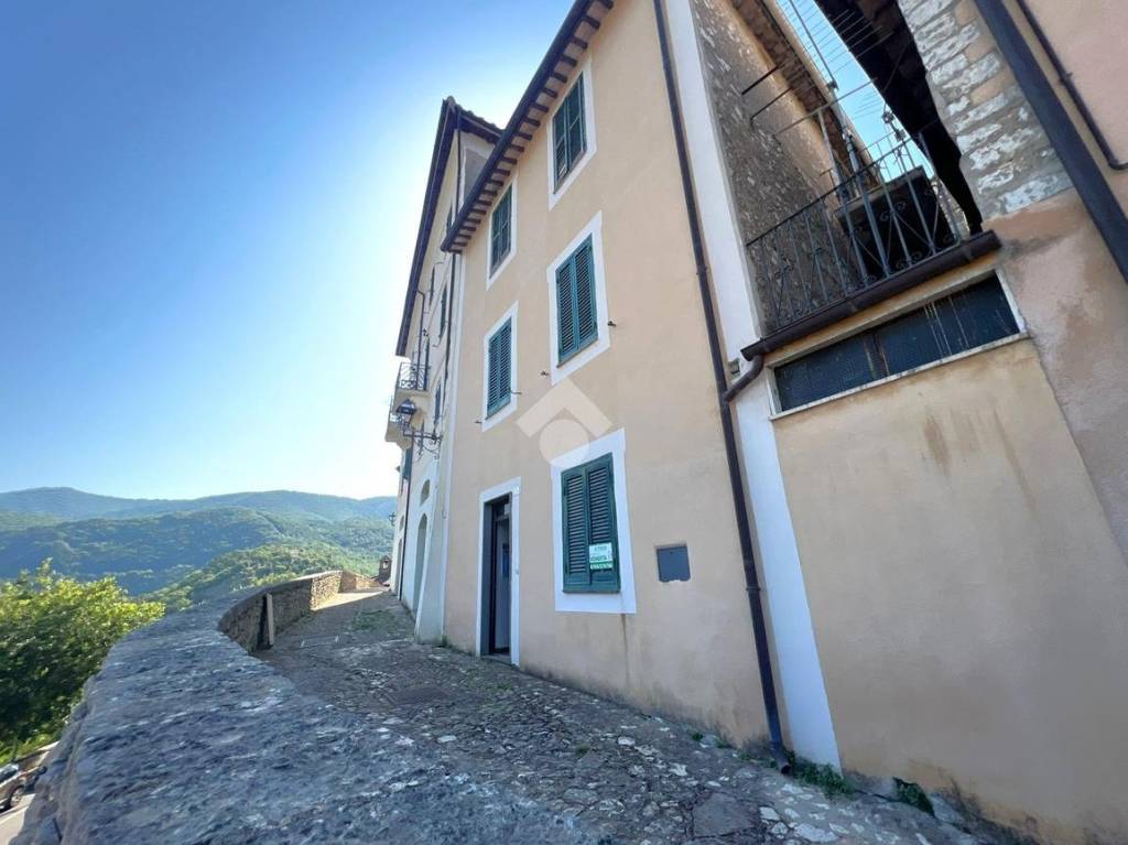 appartamento in vendita a Cottanello in zona Castagneto