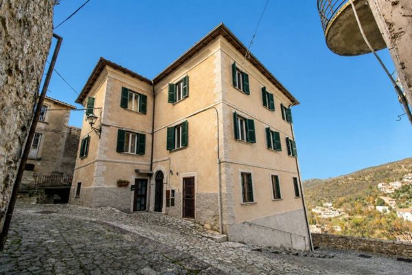 casa indipendente in vendita a Cottanello