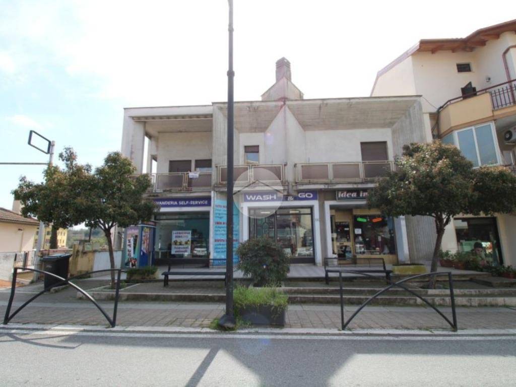 appartamento in vendita a Fara in Sabina in zona Passo Corese