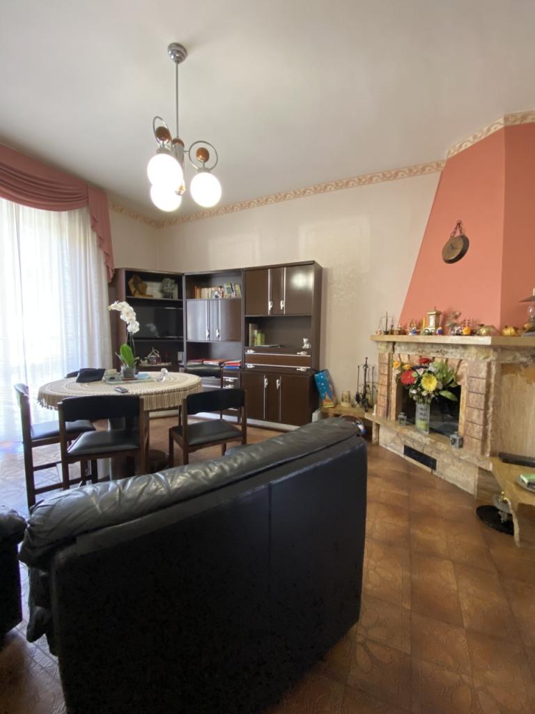 appartamento in vendita a Fara in Sabina in zona Passo Corese