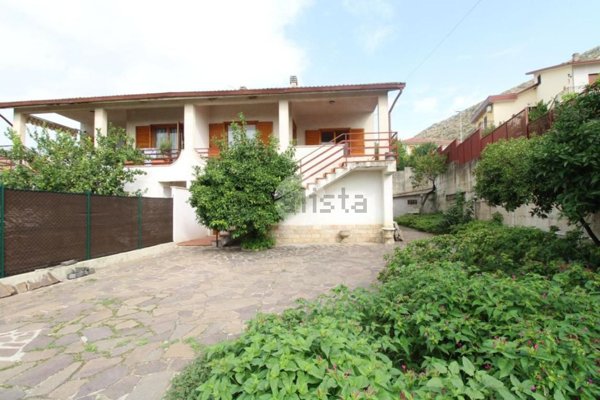 appartamento in vendita a Fara in Sabina in zona Passo Corese