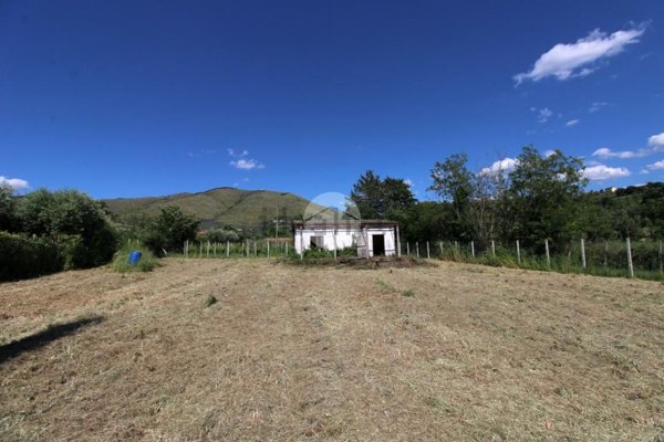 appartamento in vendita a Fara in Sabina in zona Passo Corese