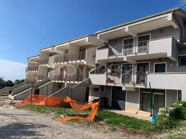 casa indipendente in vendita a Fara in Sabina in zona Primecase