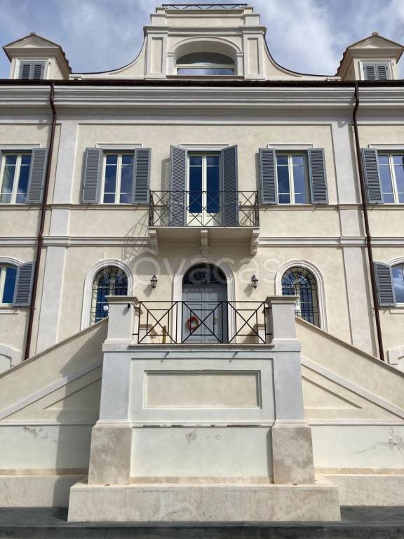 villa in vendita a Fara in Sabina in zona Talocci