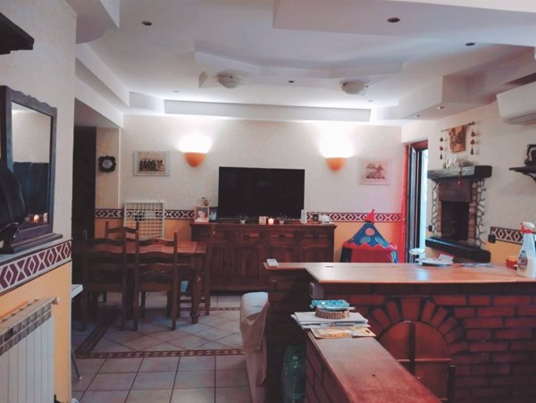 casa indipendente in vendita a Fara in Sabina in zona Passo Corese
