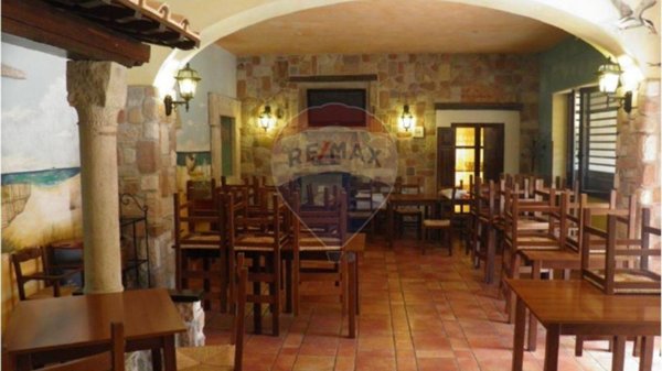 trivano in vendita a Fara in Sabina in zona Passo Corese