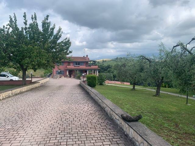 casa indipendente in vendita a Fara in Sabina in zona Passo Corese