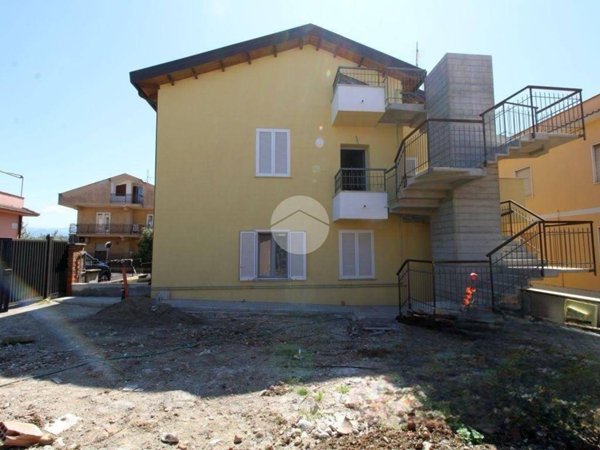 appartamento in vendita a Fara in Sabina in zona Passo Corese