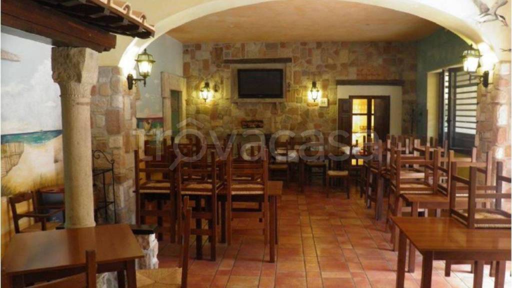 trivano in vendita a Fara in Sabina in zona Passo Corese