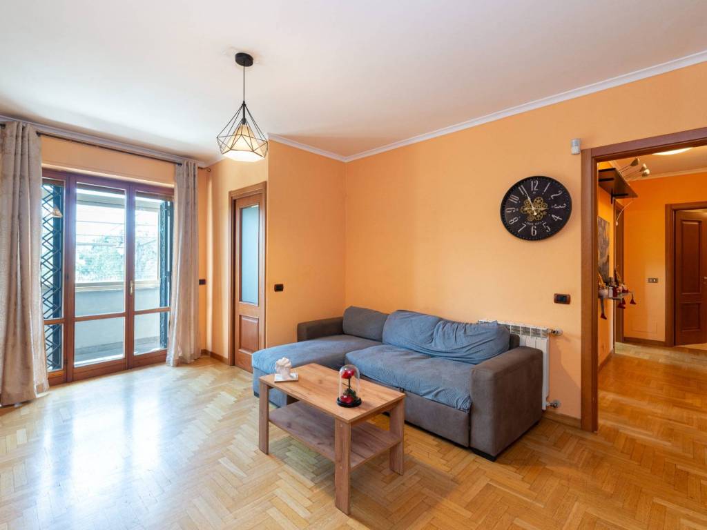 appartamento in vendita a Fara in Sabina in zona Passo Corese