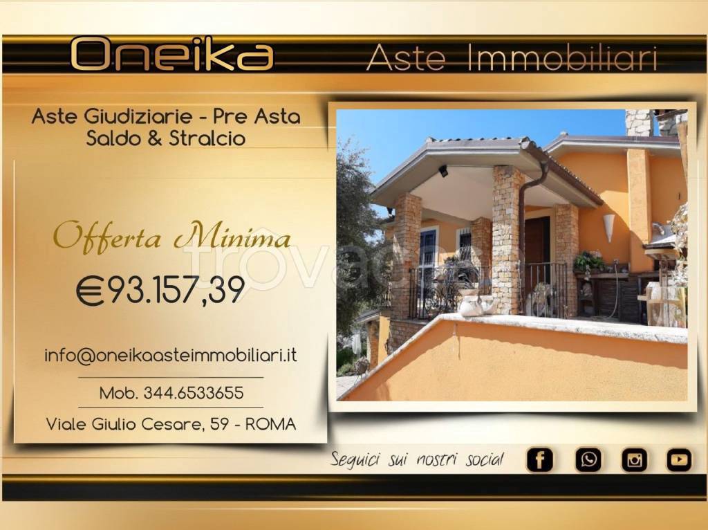 casa indipendente in vendita a Fara in Sabina