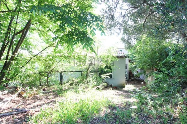 casa indipendente in vendita a Fara in Sabina in zona Talocci